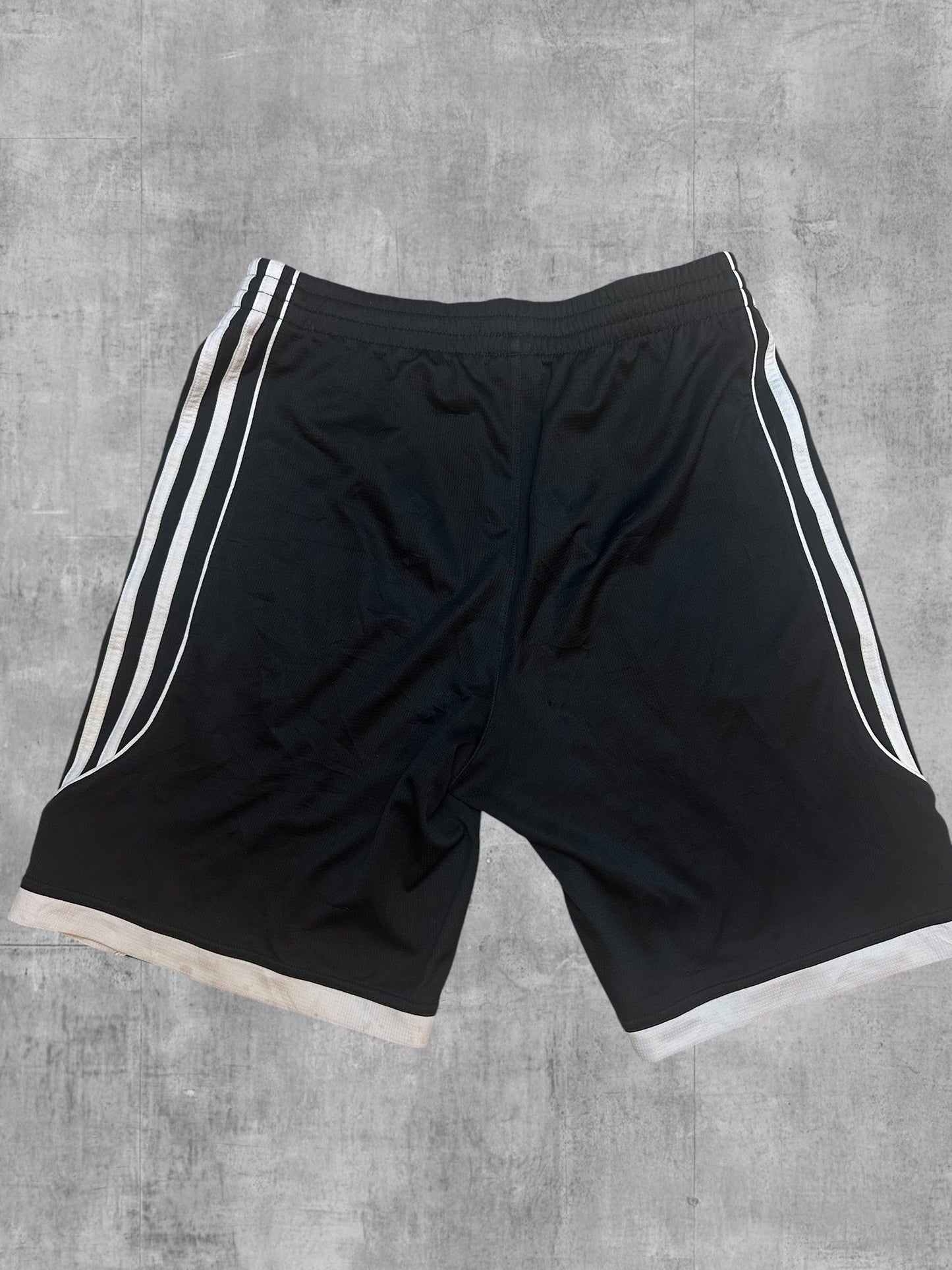 Adidas Shorts Kurze Hose Schwarz Weiß M - L