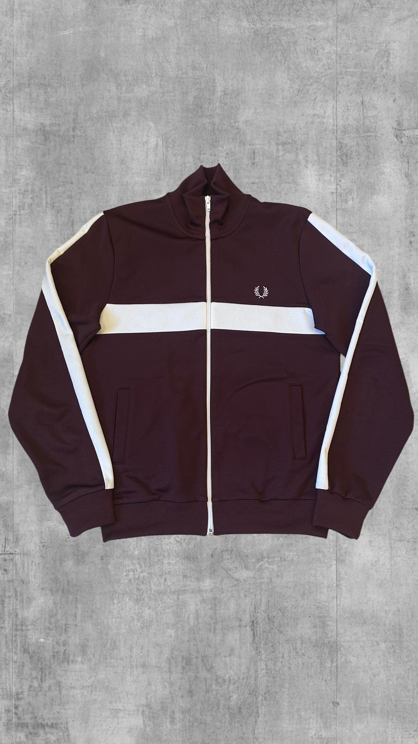 Fred Perry Sweatshirt Sweater Pullover Hoodie Weinrot Weiß S