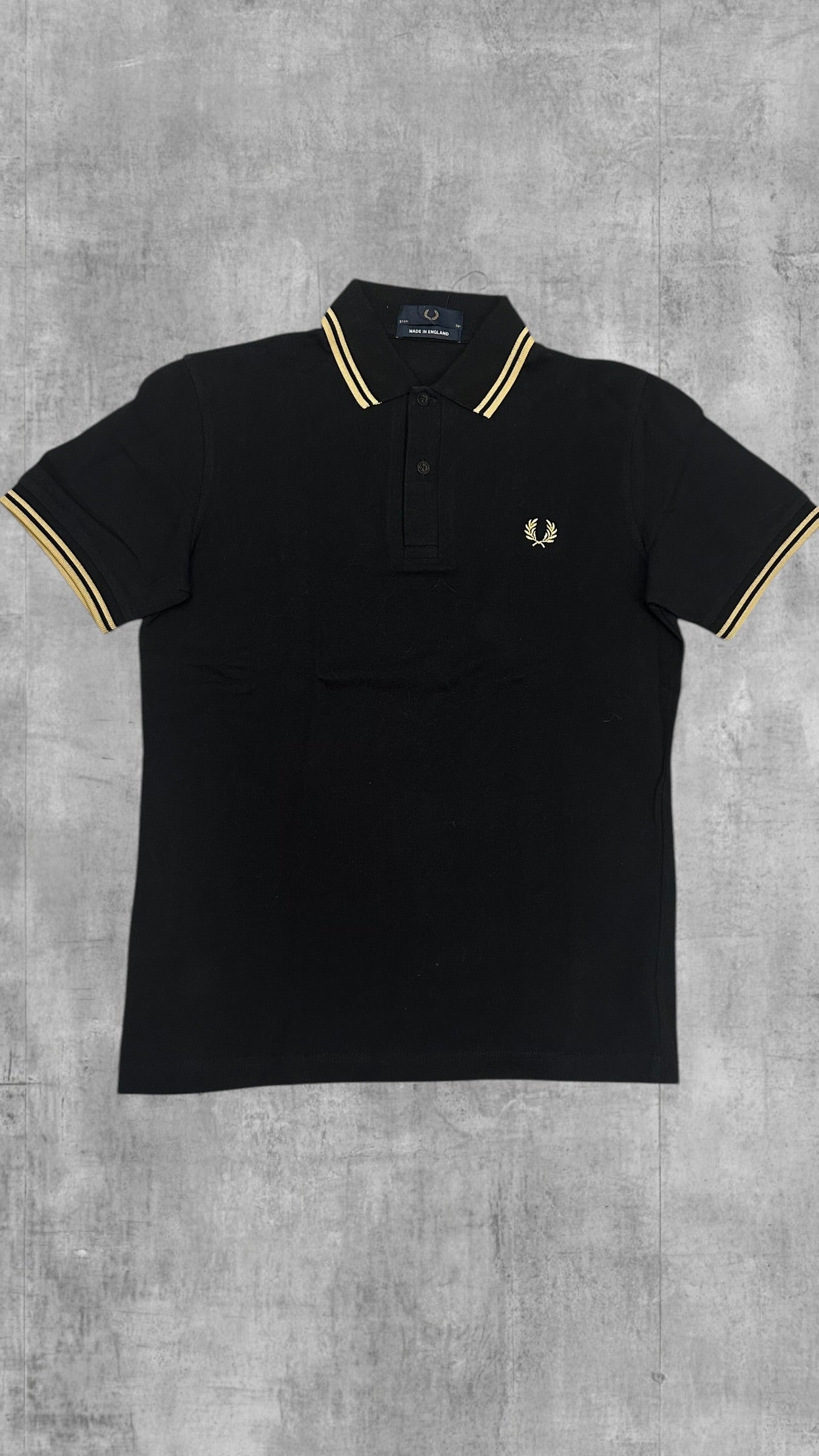 Fred Perry Polo Shirt Schwarz Gold S