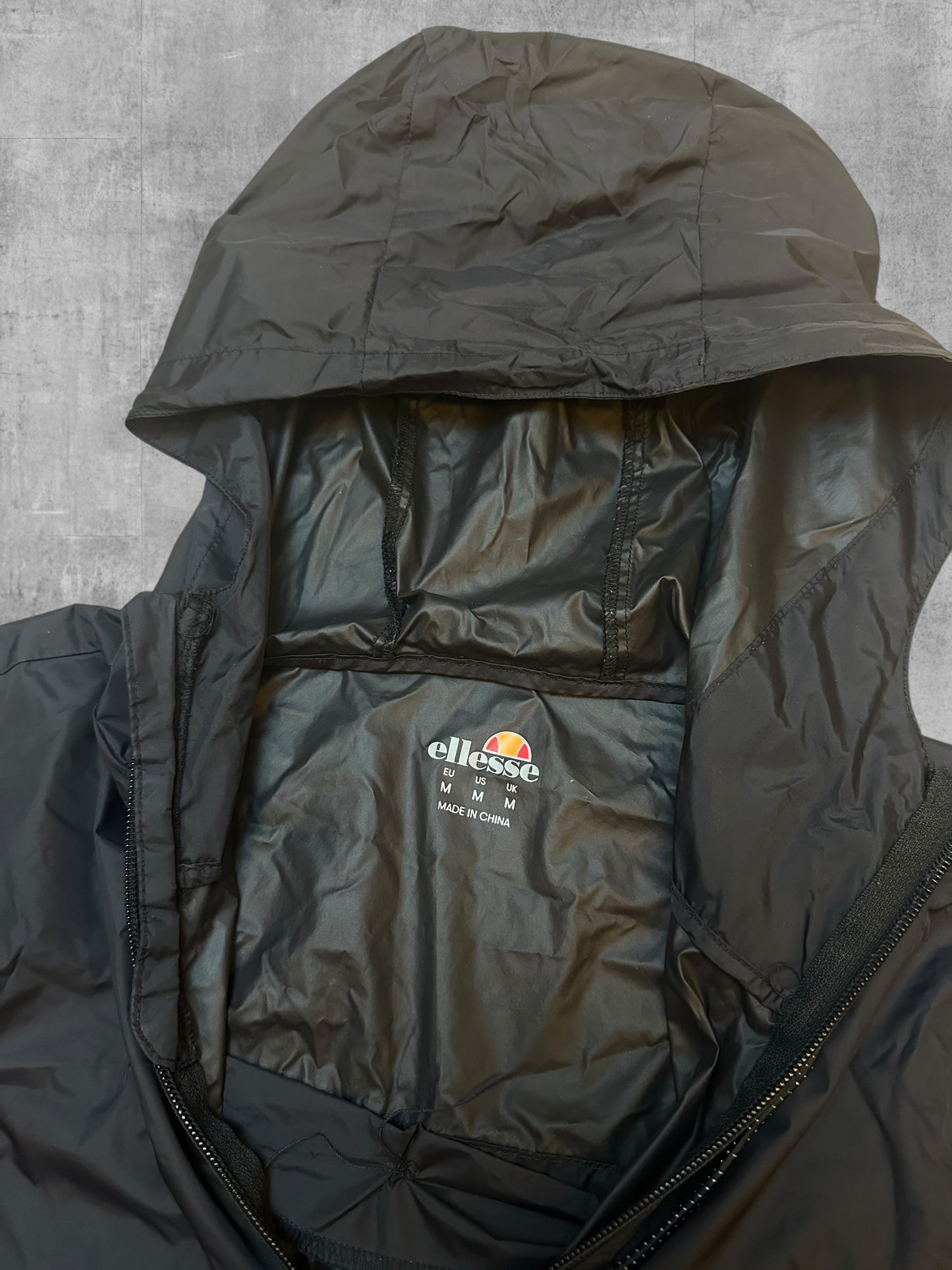 Ellesse dünner Windbreaker Schwarz M