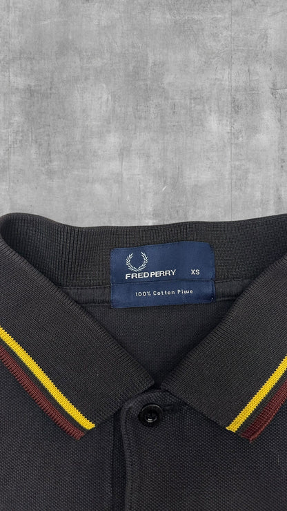 Fred Perry Polo Shirt Dunkelgrau Weinrot Gold XS