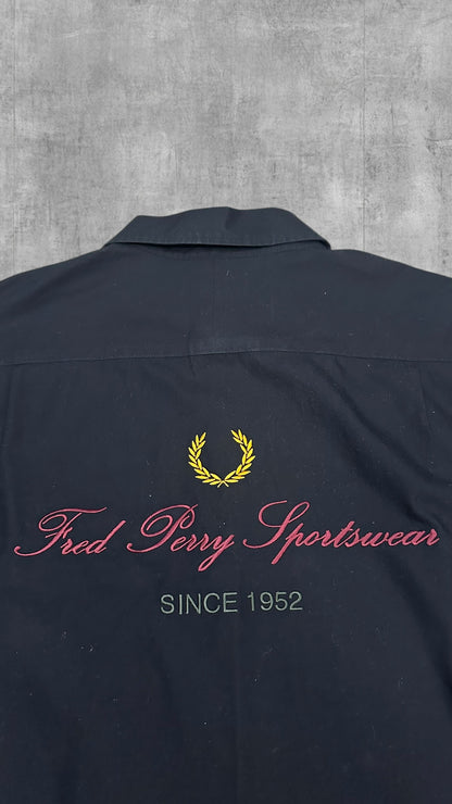Fred Perry Kurzarmhemd Backprint Schwarz XL