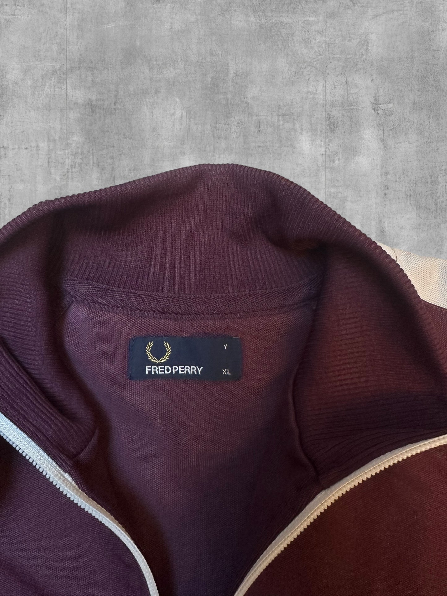 Fred Perry Trainingsjacke Taped Weinrot M