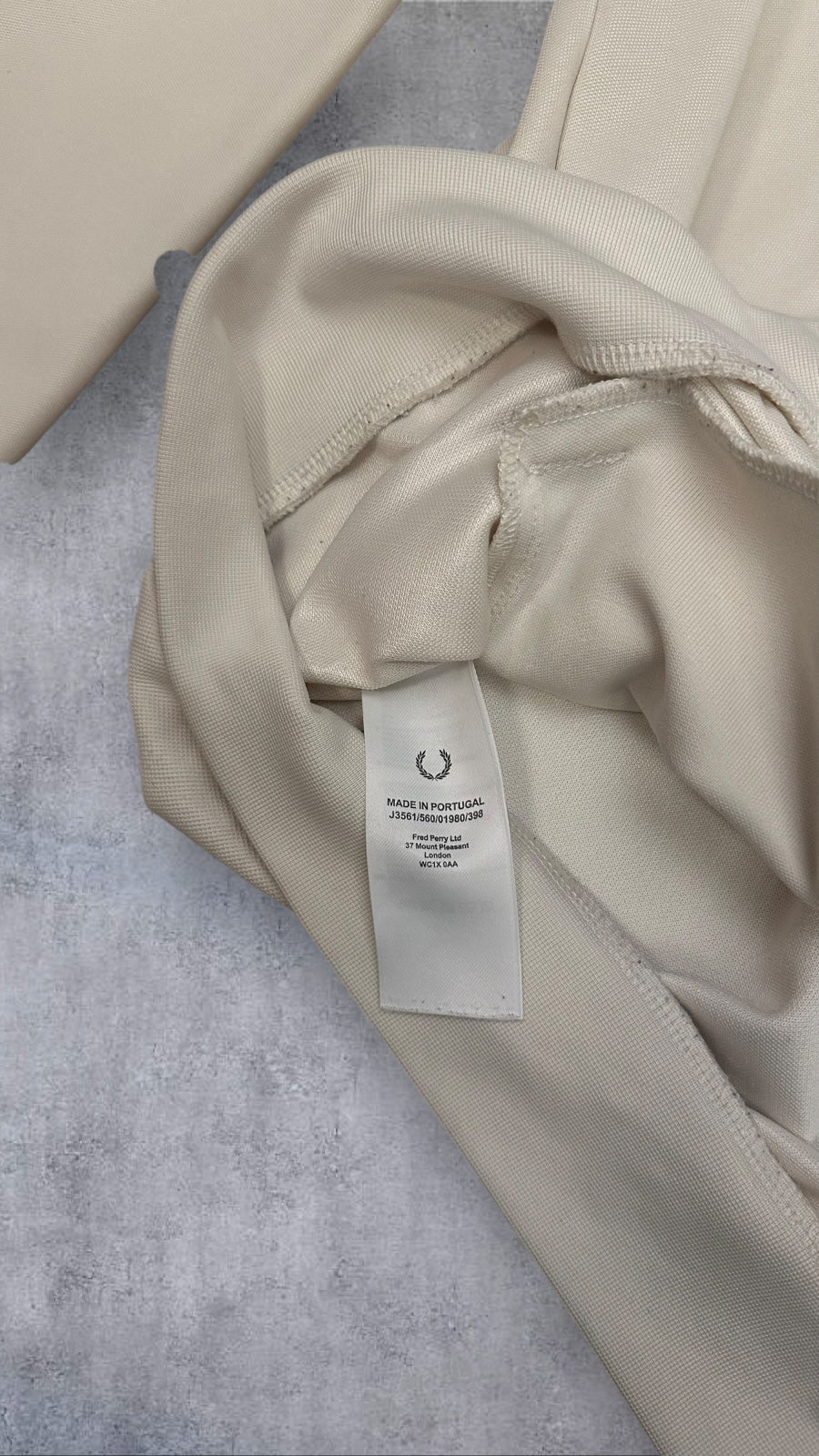 Fred Perry Trainingsjacke Taped Zip Jacke Weiß Schwarz XXL
