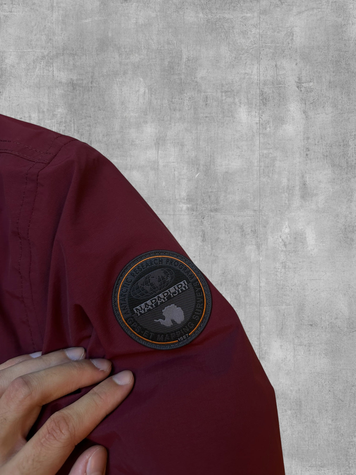 Napapijri Jacke Windbreaker gefüttert Weinrot M