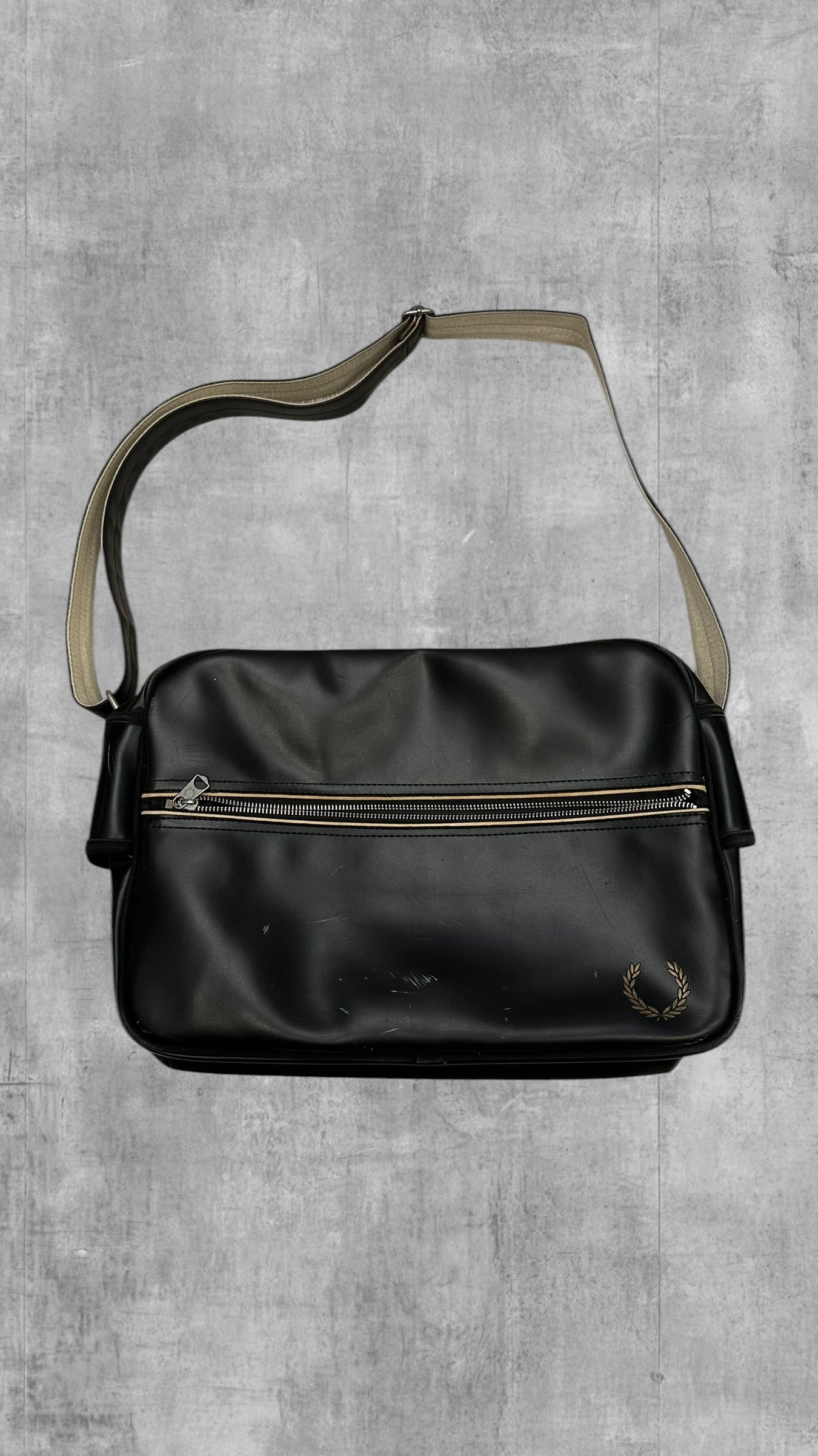 Fred Perry Umhängetasche Schwarz Gold
