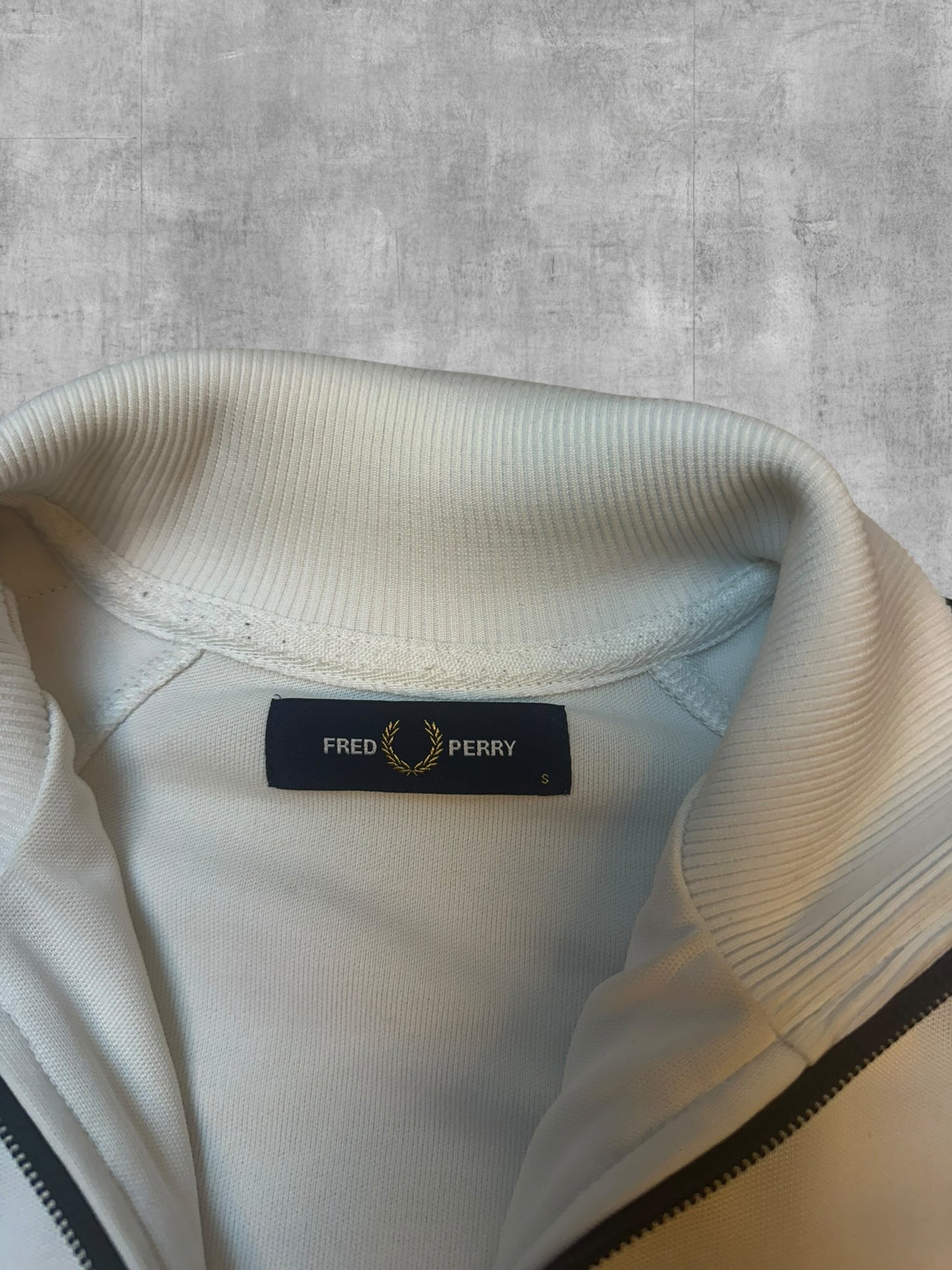 Fred Perry Trainingsjacke Taped Weiß Schwarz S