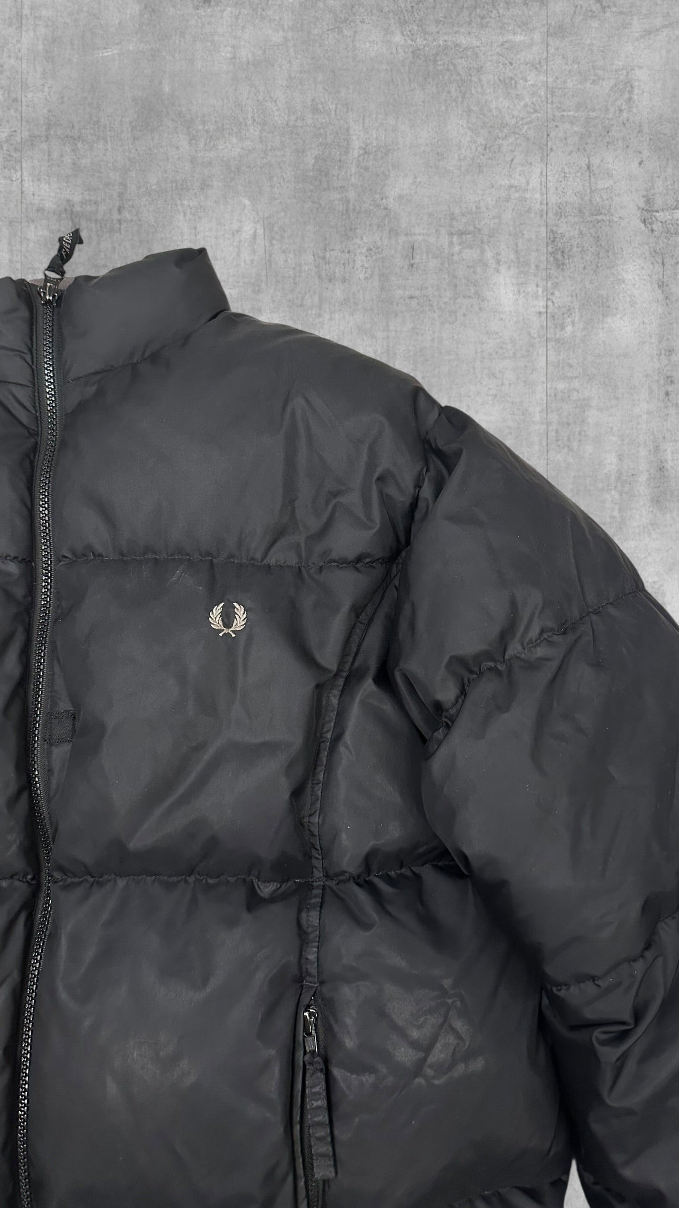 Fred Perry Winterjacke Daunenjacke Pufferjacke Schwarz Frauengröße XL Herren M