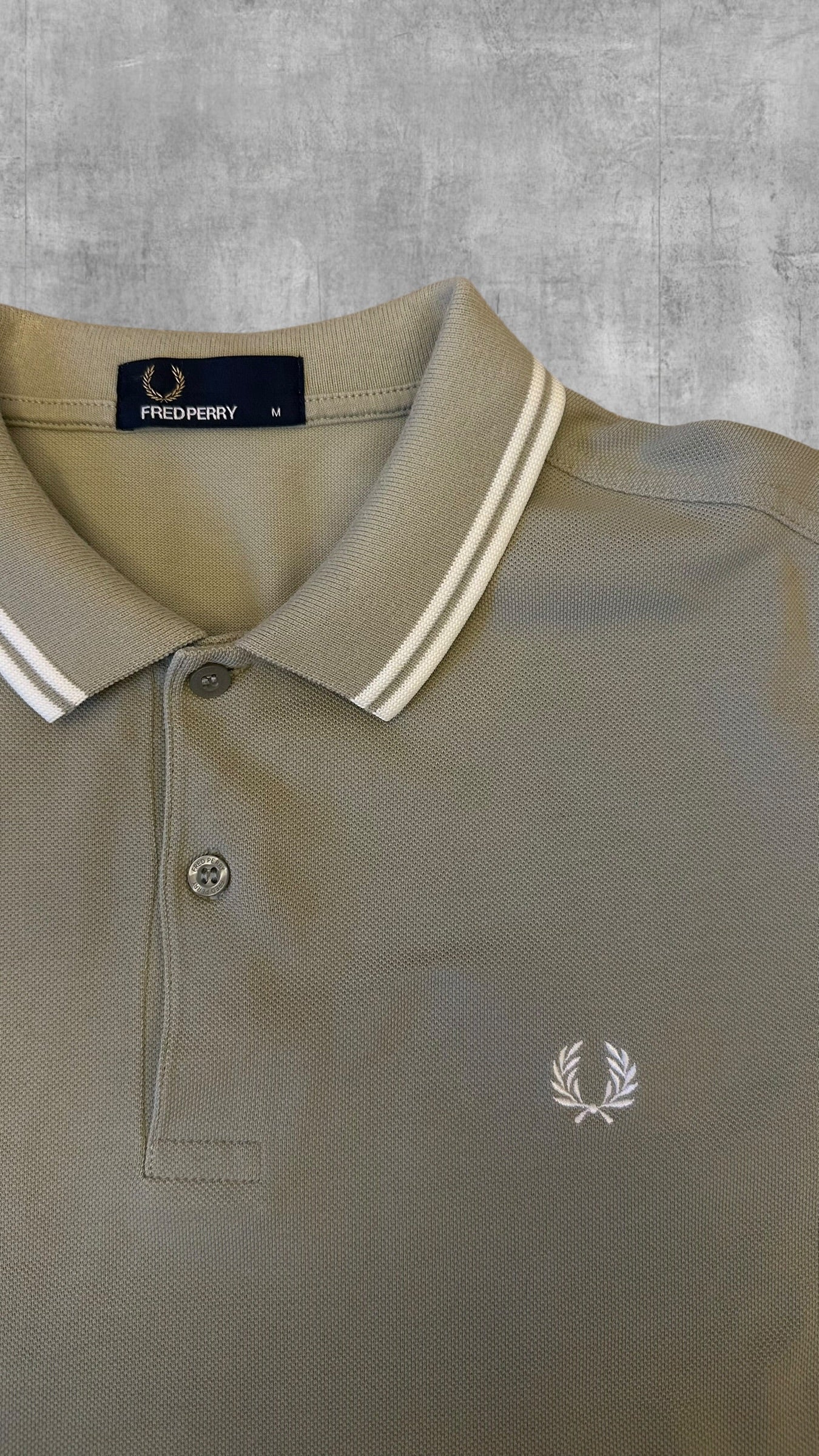 Fred Perry Polo Shirt Khaki weiß M
