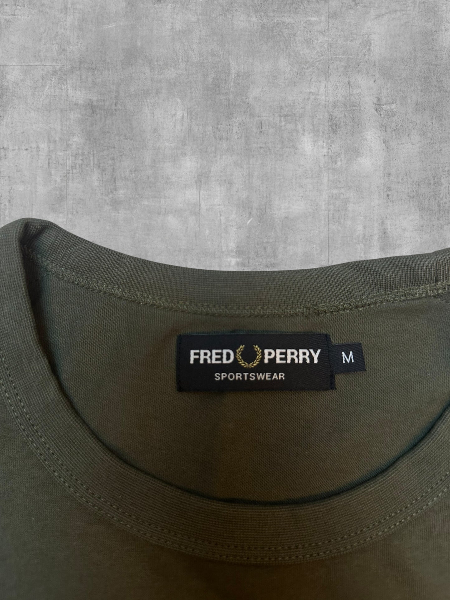 Fred Perry T-shirt Khaki Schwarz M