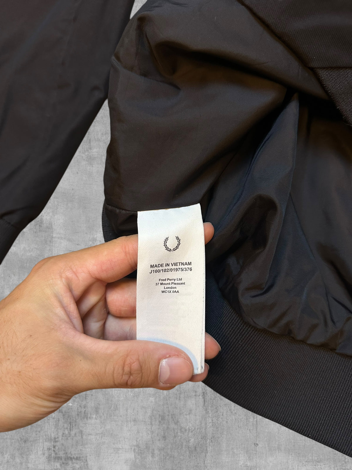 Fred Perry Bomberjacke Regenjacke Schwarz Weiß L
