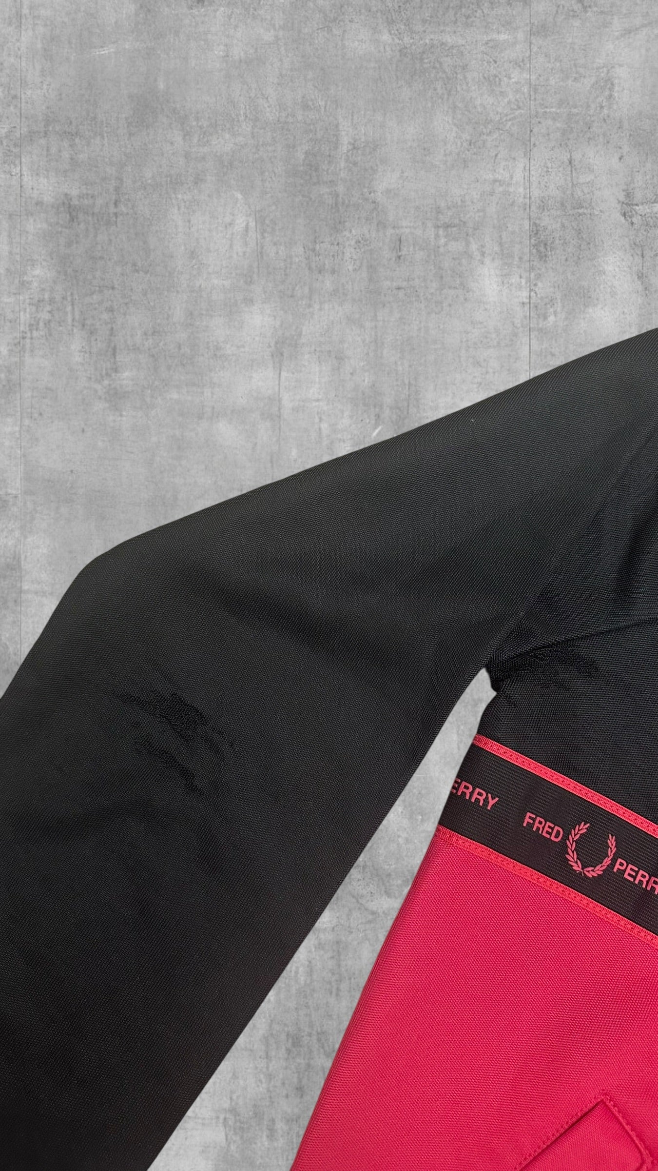 Fred Perry Trainingsjacke Taped Zip Jacke Frauengröße S