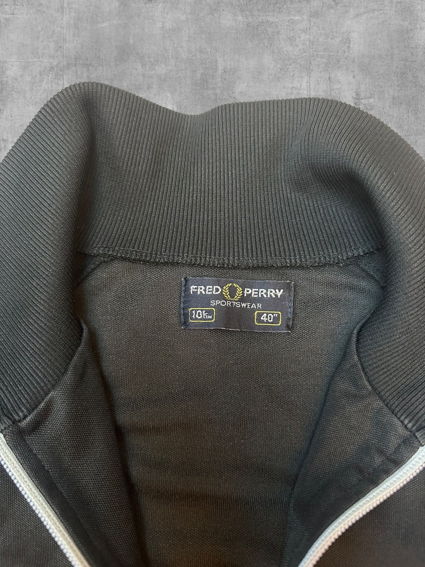 Fred Perry Vintage Trainingsjacke Taped Schwarz Rot Weiß M