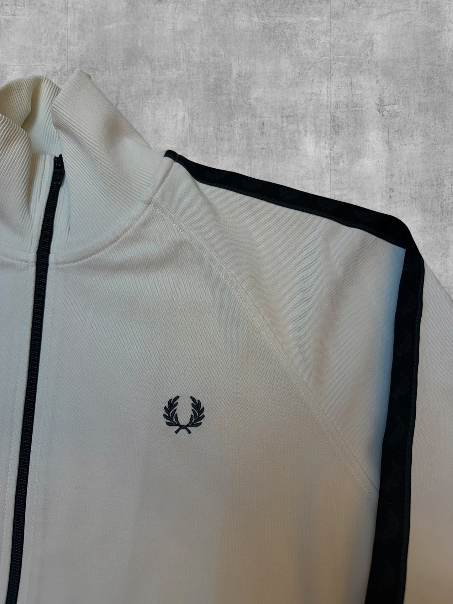 Fred Perry Trainingsjacke Taped Weiß Schwarz M