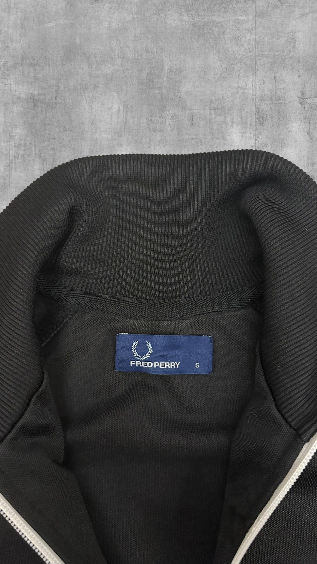 Vintage Fred Perry Trainingsjacke Taped Zip Jacke Schwarz Weiß Rot S