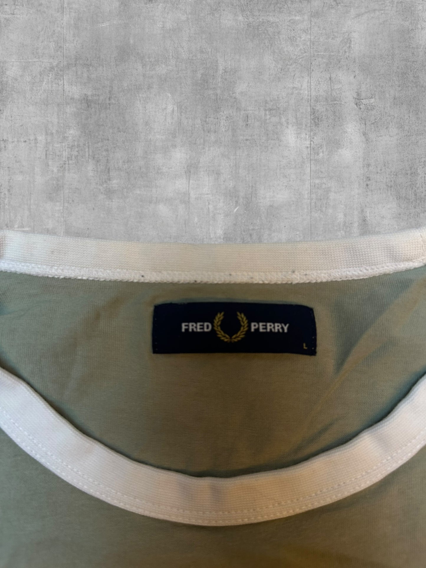 Fred Perry T-shirt Graugrün Weiß L