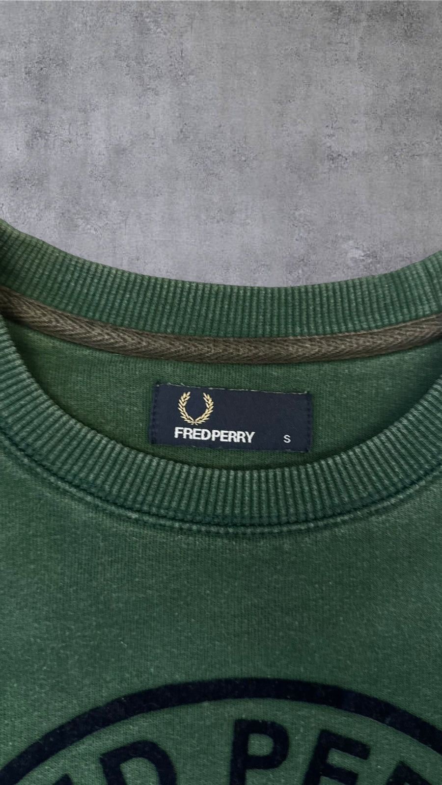 Fred Perry Sweatshirt Dunkelgrün S
