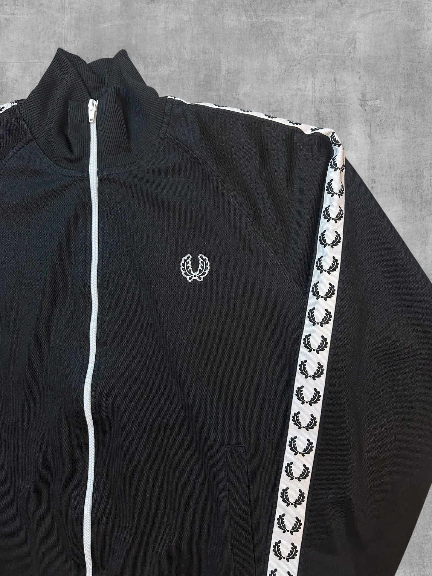Fred Perry Vintage Trainingsjacke Taped Schwarz Weiß M