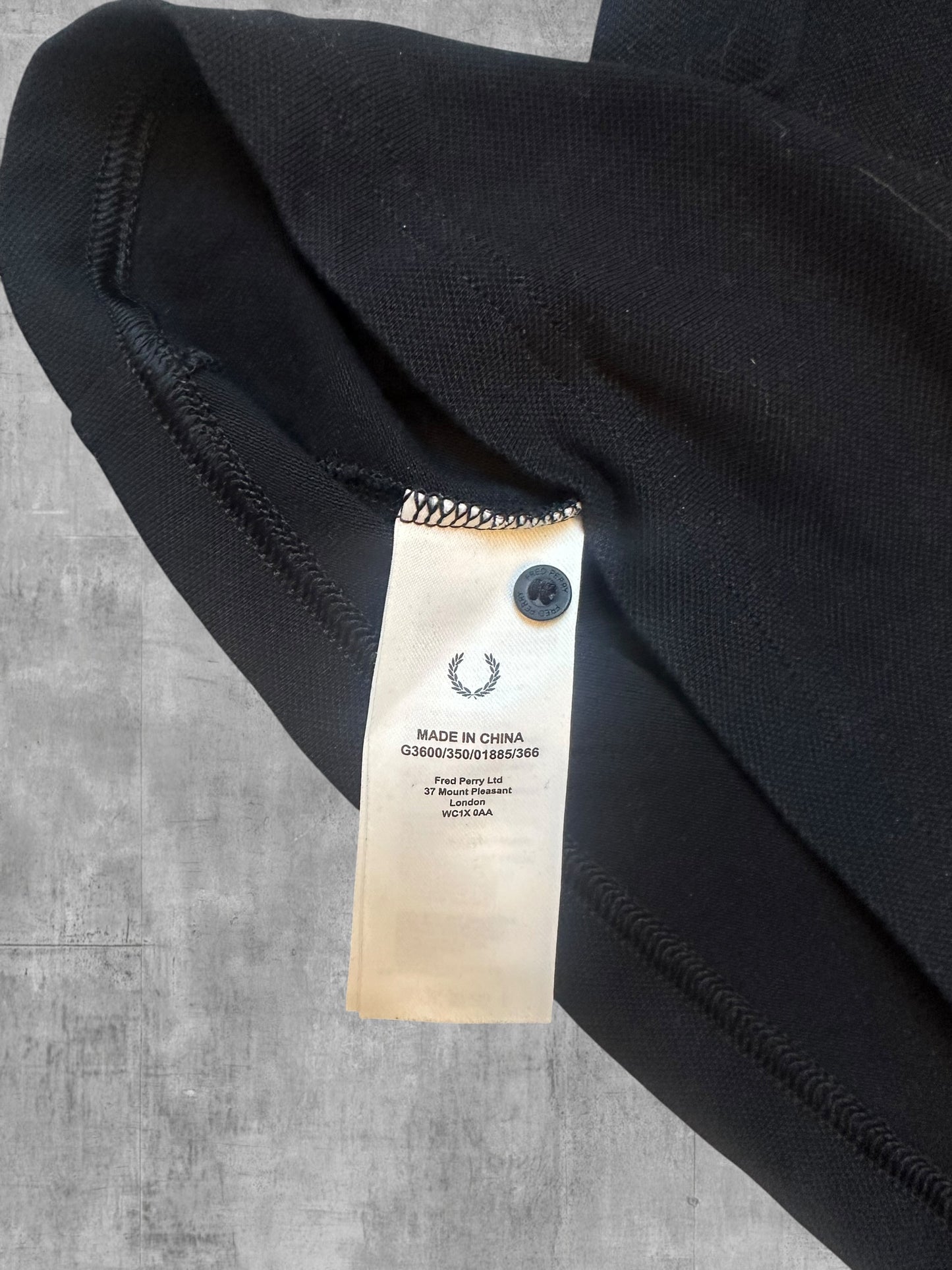 Fred Perry Polo Shirt Schwarz Weiß Frauengröße XS