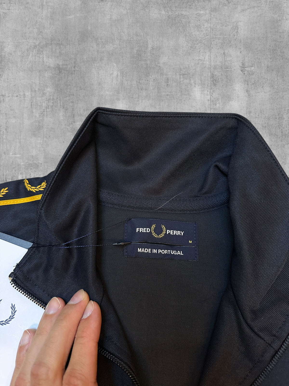 Fred Perry Trainingsjacke Taped Schwarz Gold M Neu