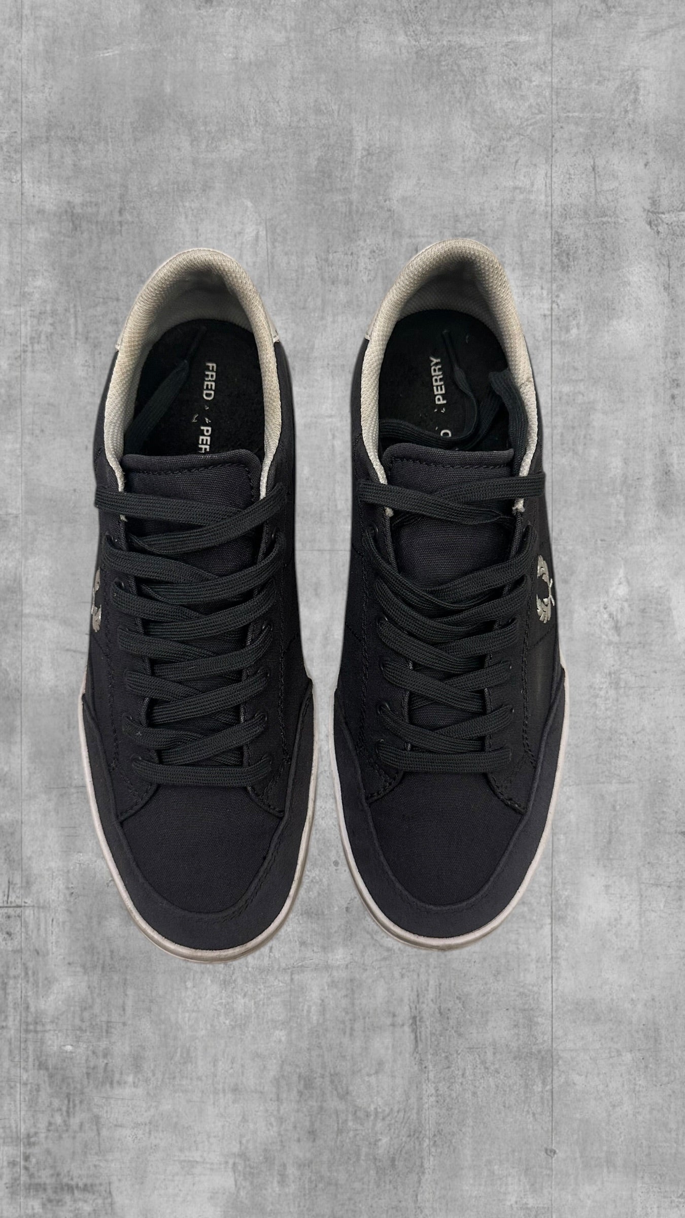Fred Perry Sneaker Schuhe Grau EU 43 US 10