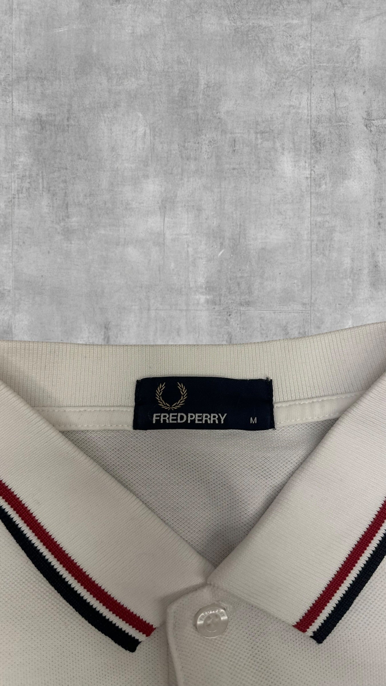 Fred Perry Polo Shirt Weiß Schwarz Rot M