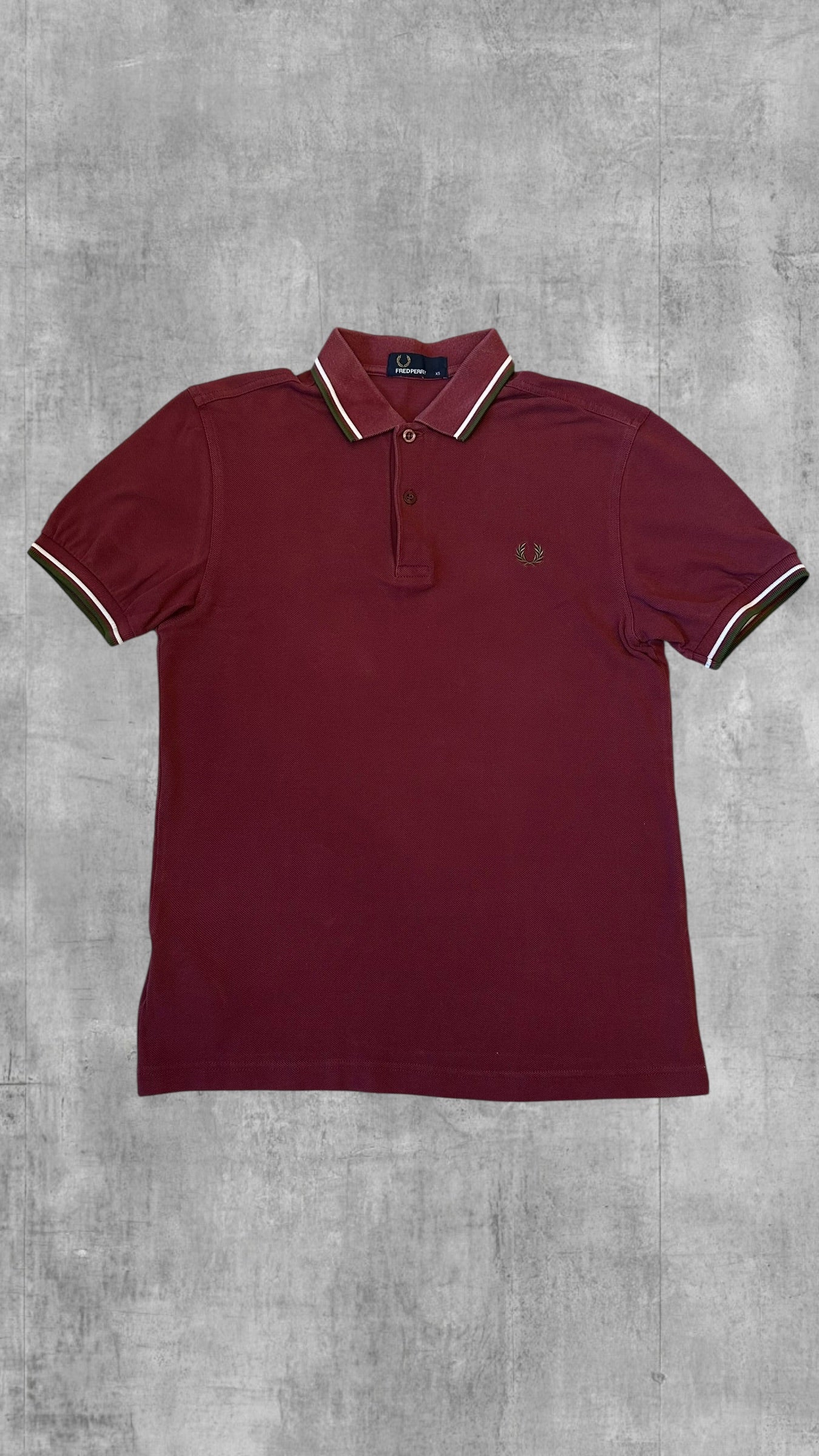 Fred Perry Polo Shirt Weinrot XS