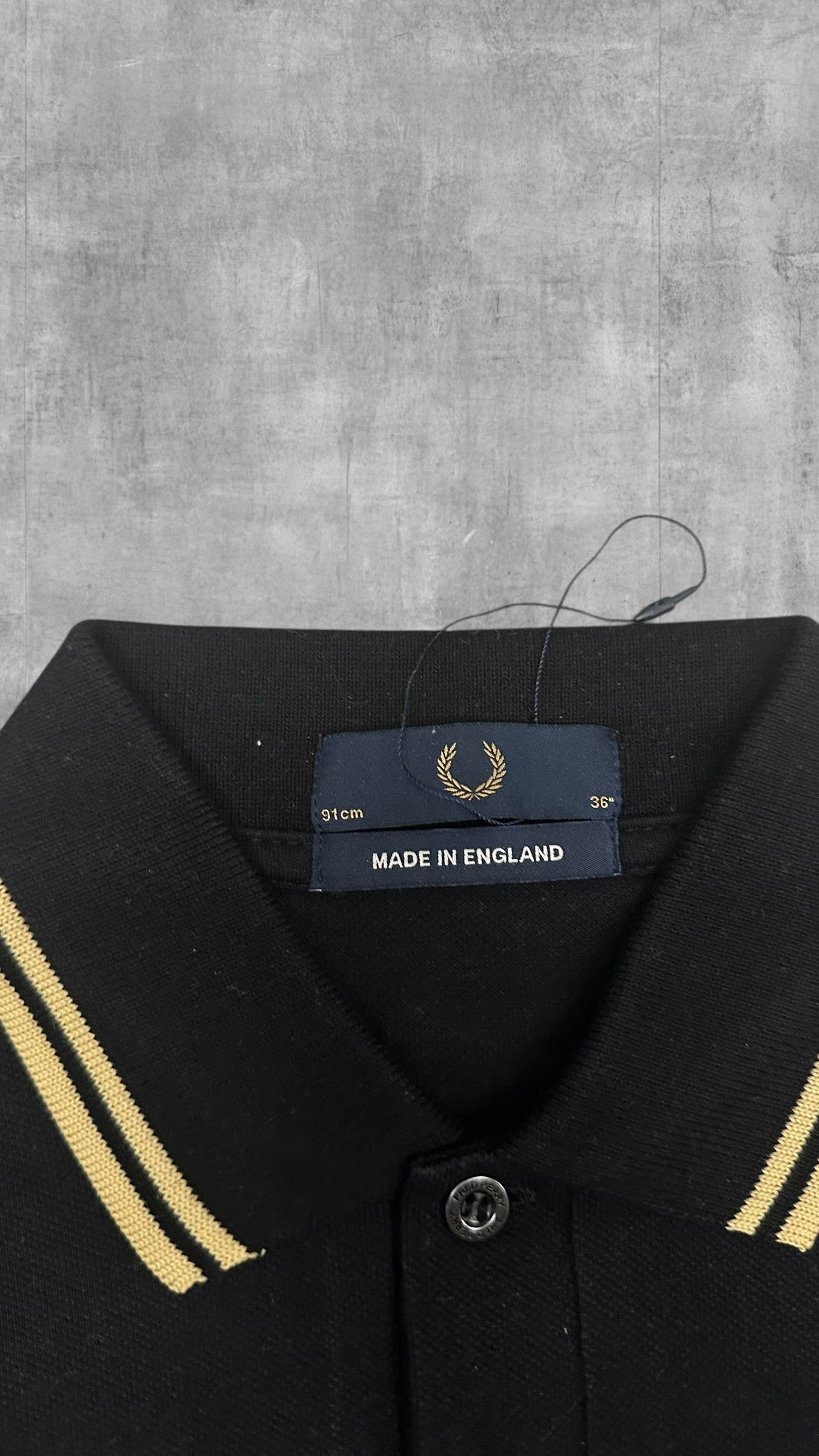 Fred Perry Polo Shirt Schwarz Gold S