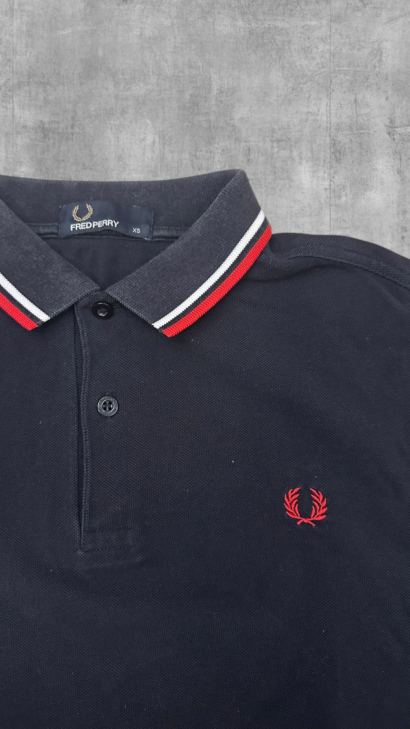 Fred Perry Polo Shirt Schwarz Rot Weiß XS