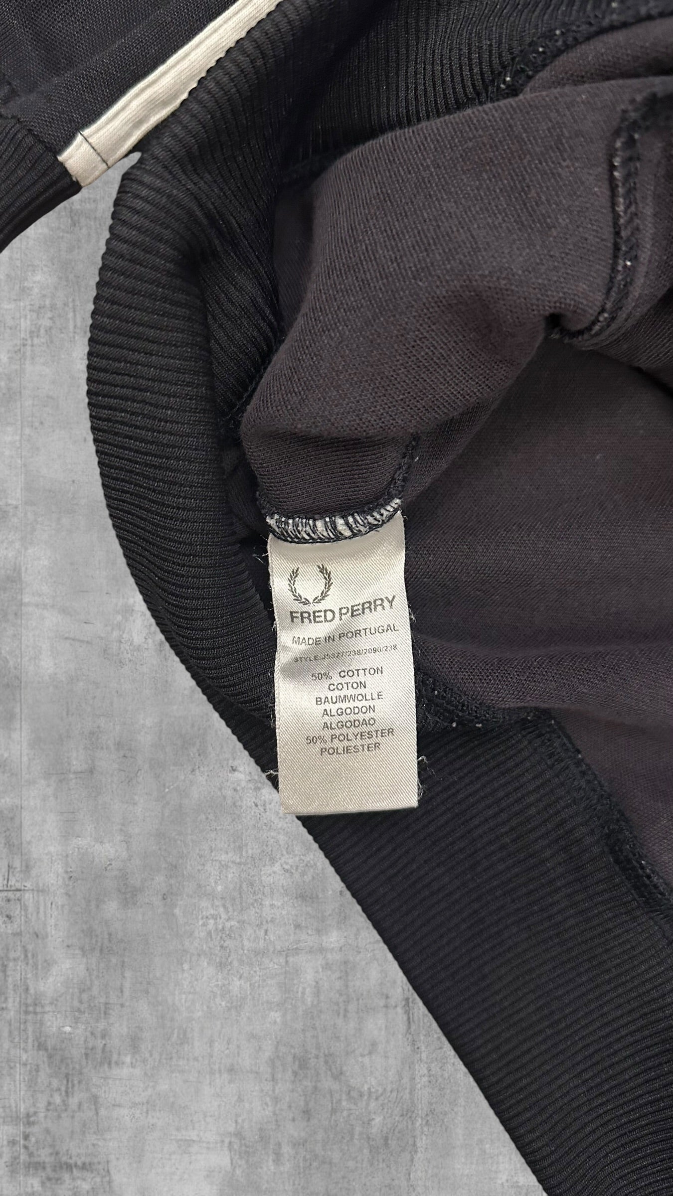 Fred Perry Vintage Trainingsjacke Taped mit Kragen Schwarz weiß XXL