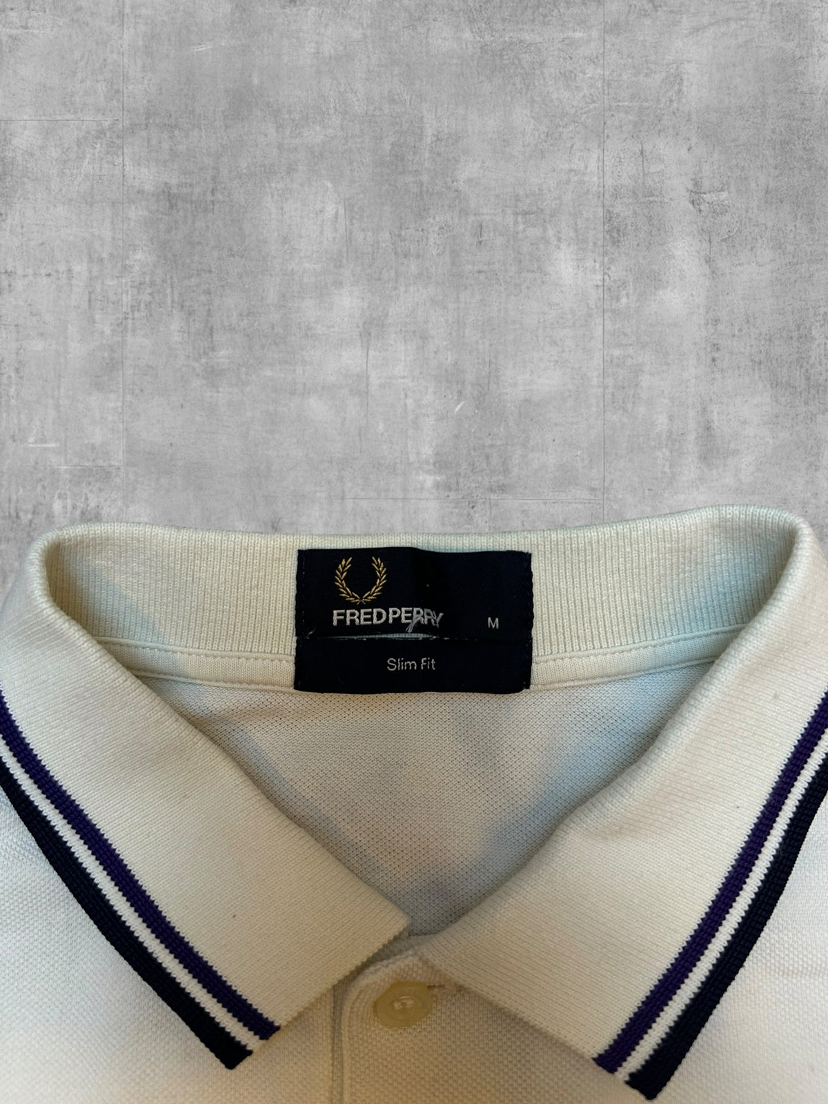 Fred Perry Polo Shirt Weiß Schwarz Lila M