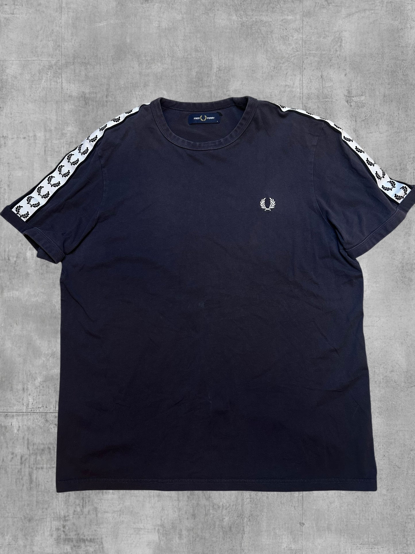 Fred Perry T-shirt Taped Navy Blau Weiß L