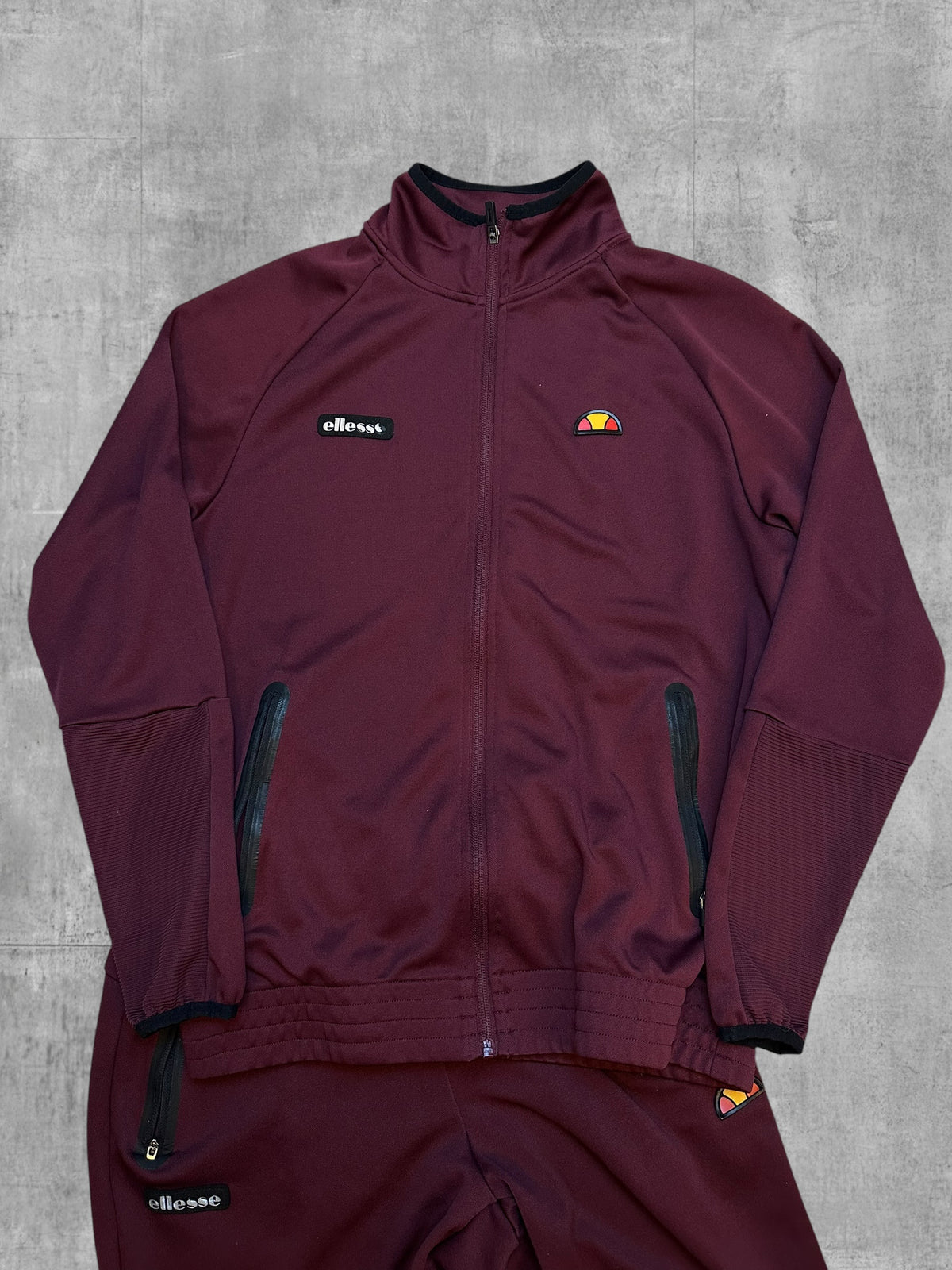 Ellesse Trainingsanzug (Trainingjacke Trainingshose) Weinrot S