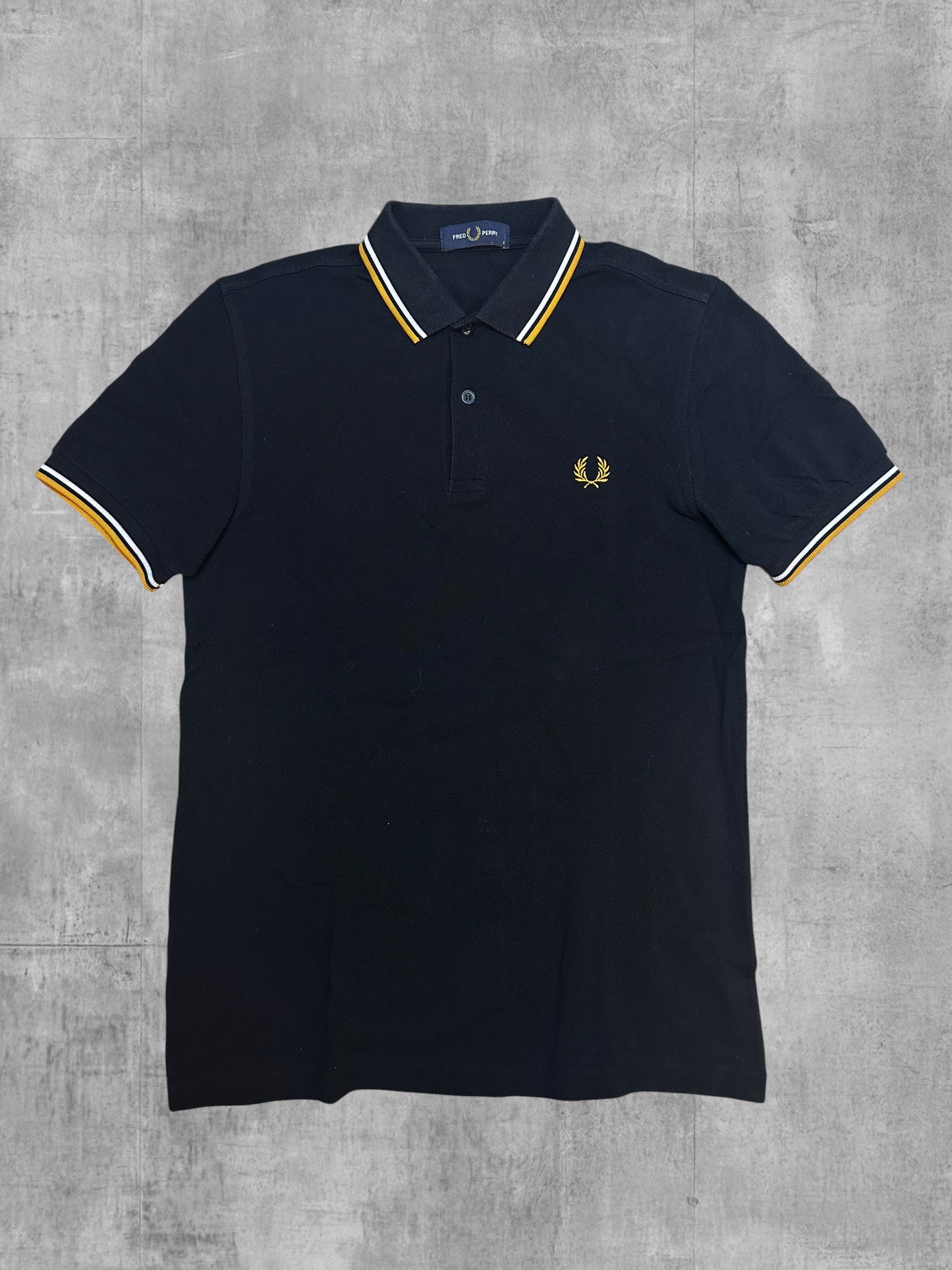 Fred Perry Polo Shirt Schwarz Gold S