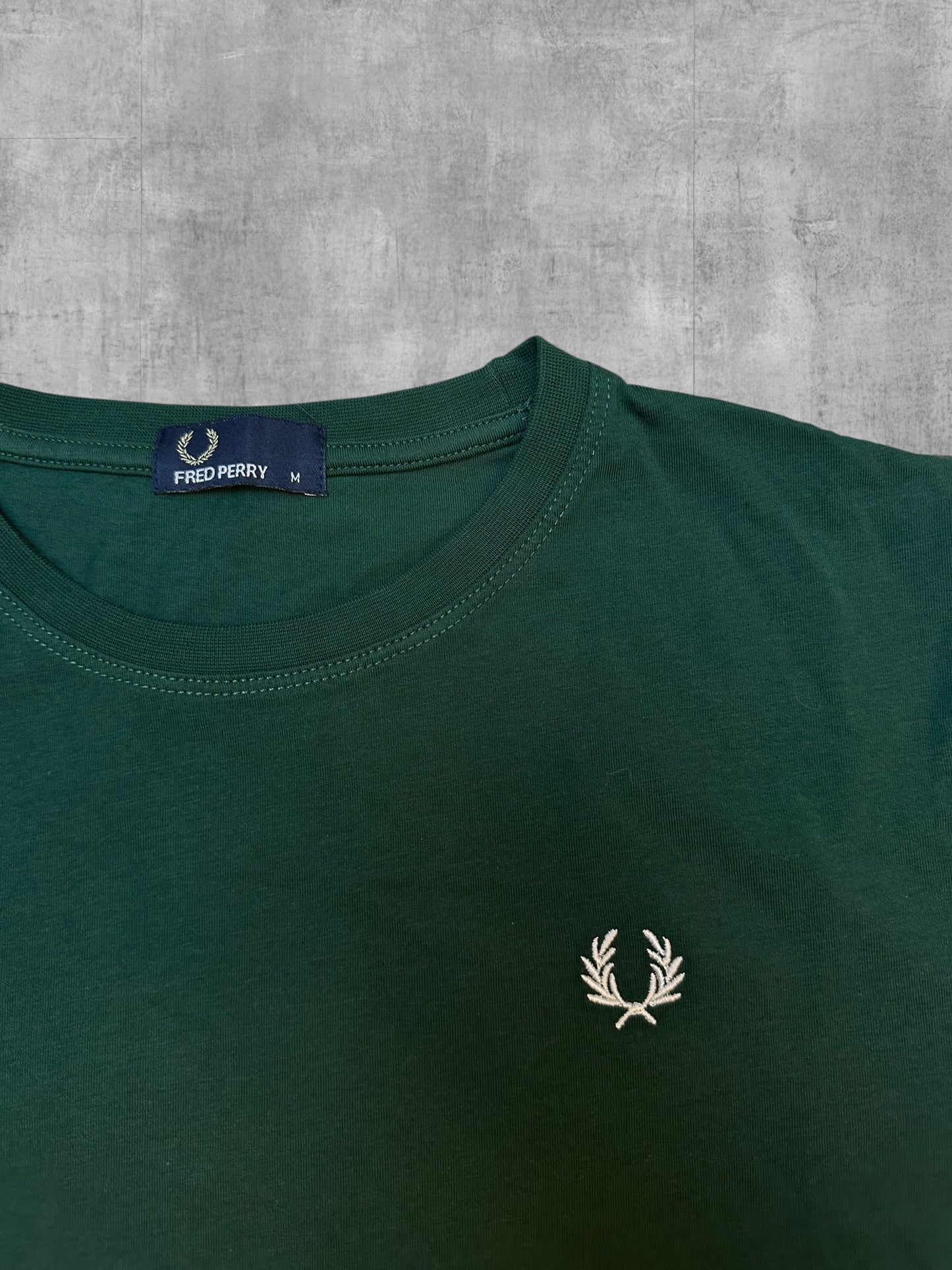 Fred Perry T-shirt Dunkelgrün M