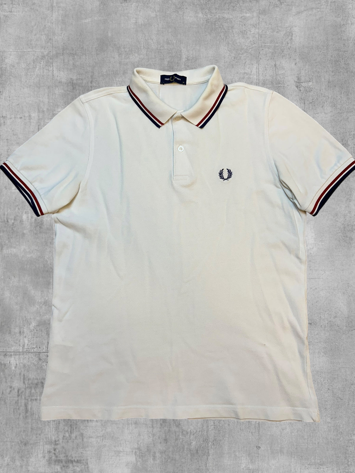 Fred Perry Polo Shirt Weiß Schwarz Rot M