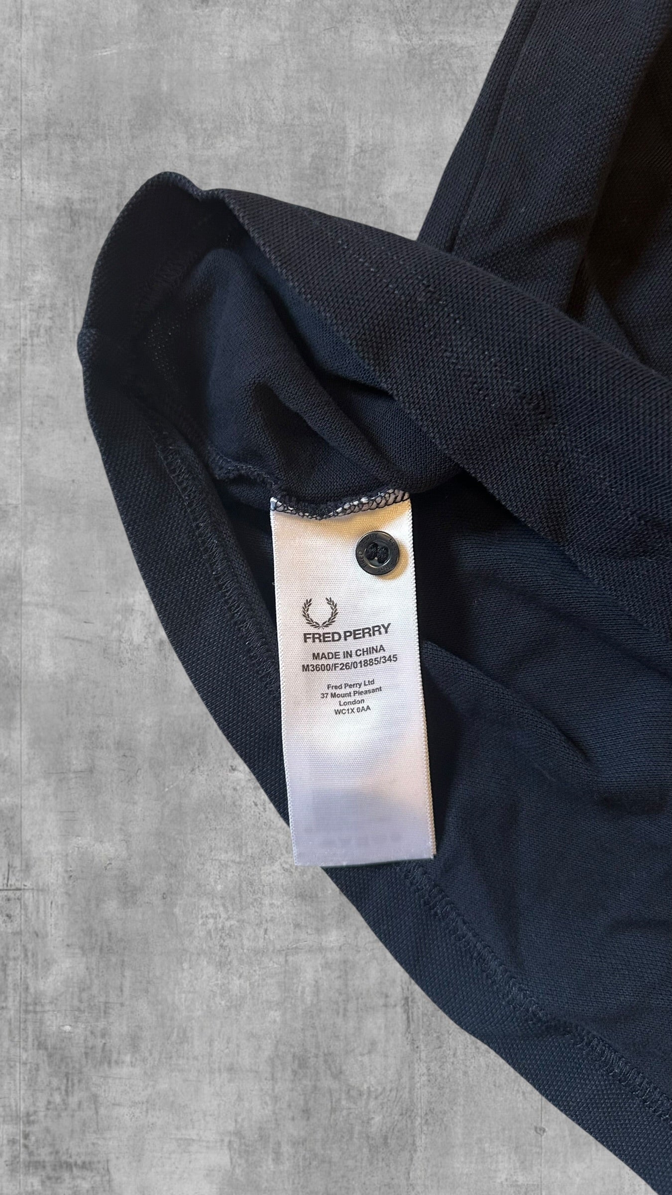 Fred Perry Polo Shirt Schwarz Gold M
