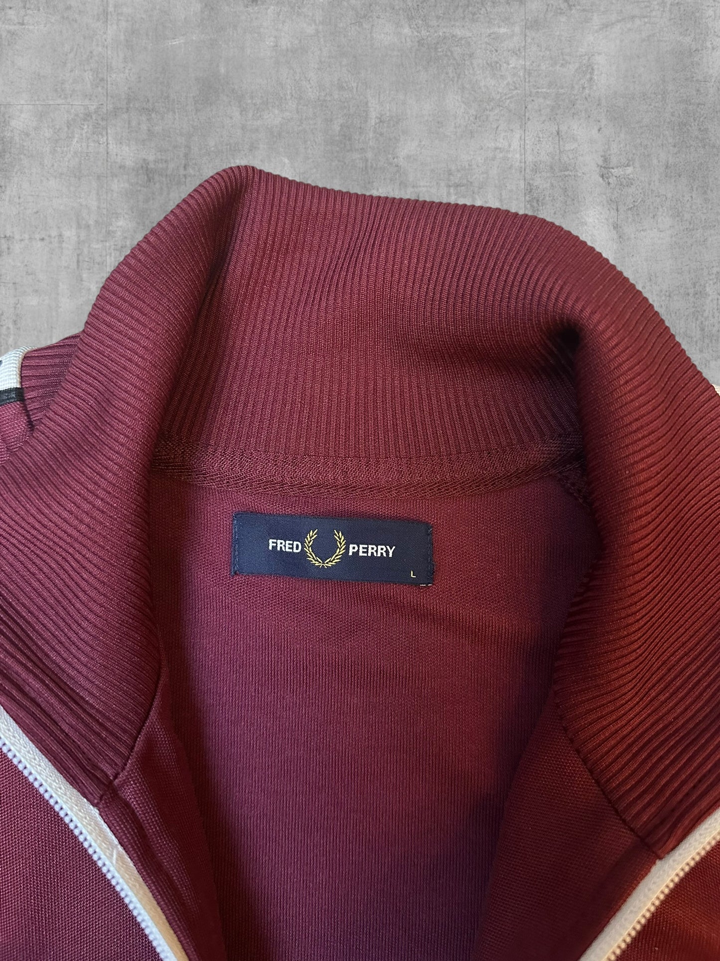 Fred Perry Trainingsjacke Taped Weinrot Weiß Schwarz L