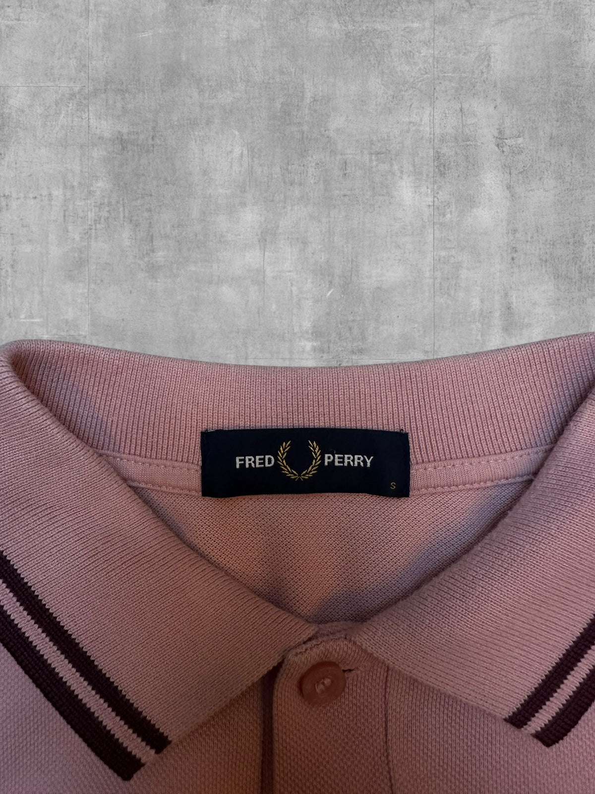 Fred Perry Polo Shirt Rosa Weinrot S