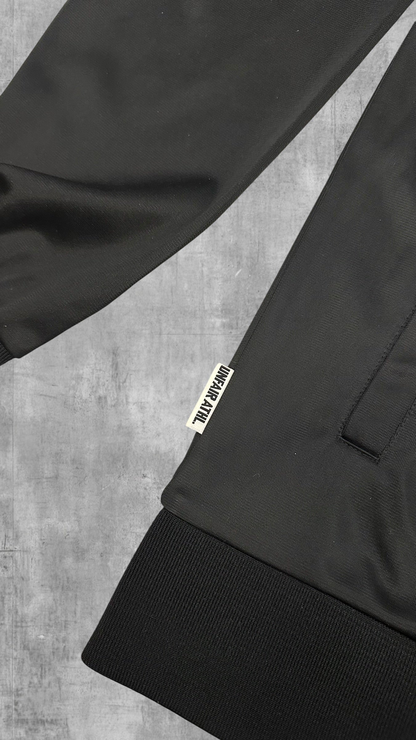 Unfair Athletics Trainingsjacke Schwarz XL