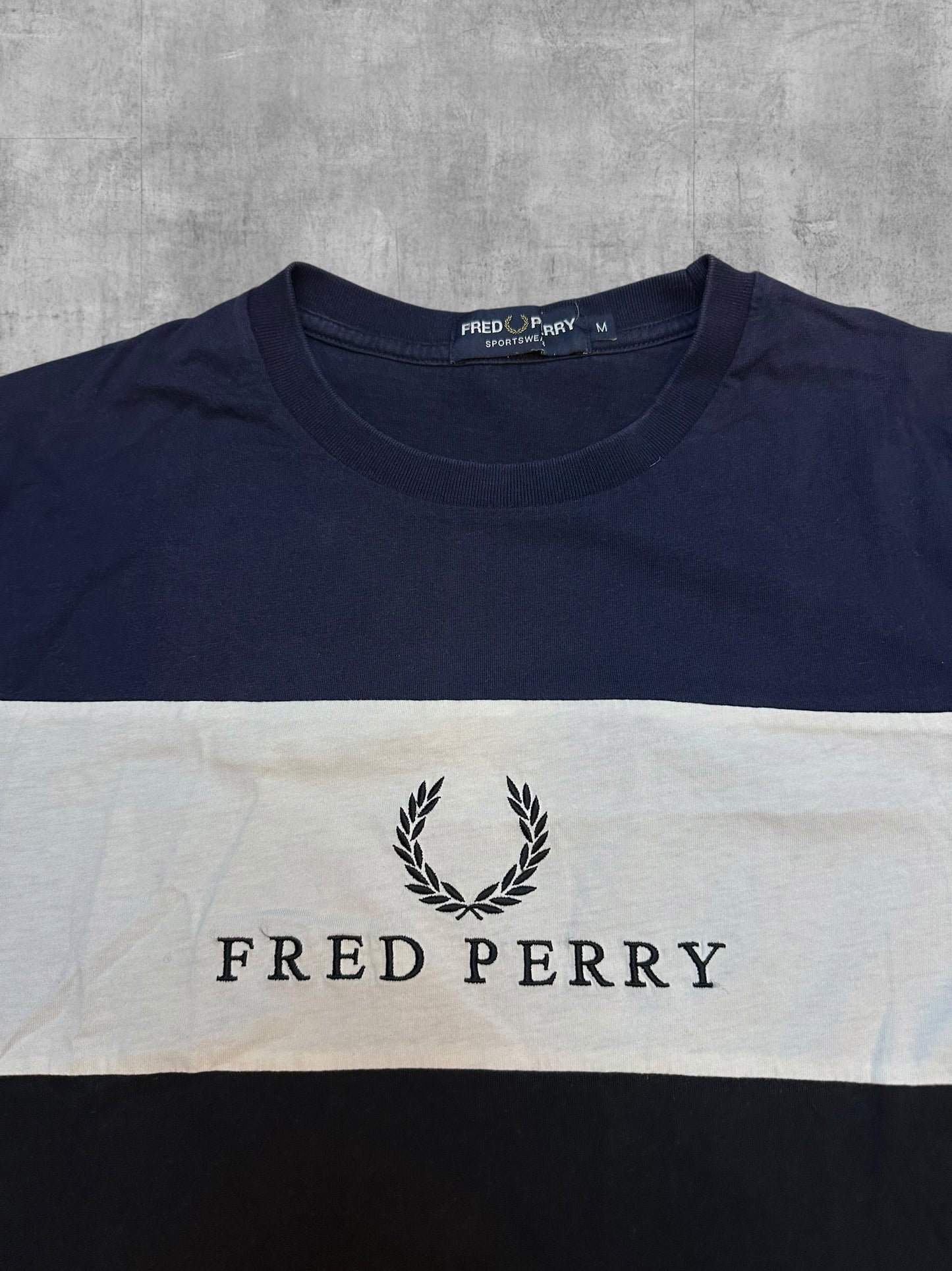Fred Perry T-shirt Navy Blau Weiß Schwarz M