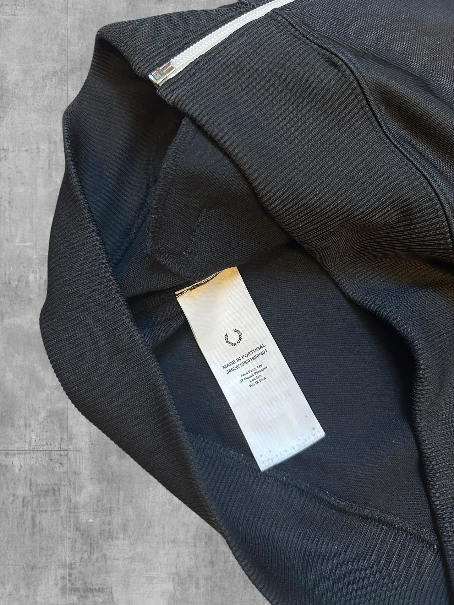Fred Perry Trainingsjacke Taped Schwarz Weiß M