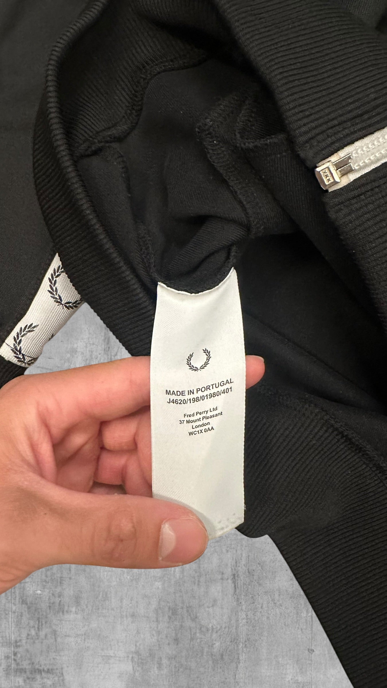 Fred Perry Trainingsjacke Taped Schwarz Weiß L