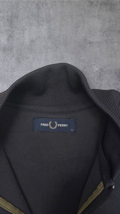 Fred Perry Trainingsjacke Taped Zip Jacke Khaki Schwarz S