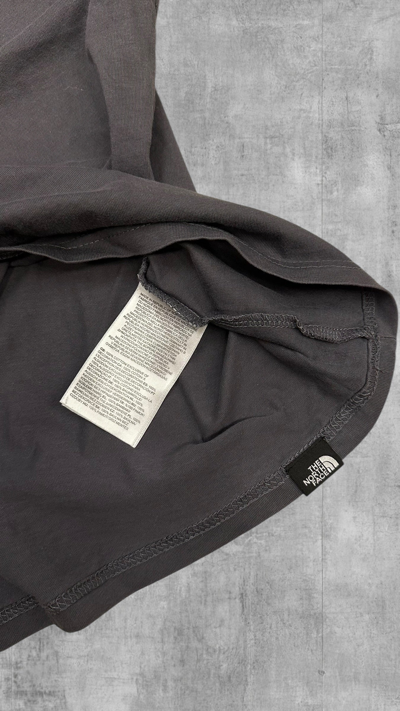 The North Face T-Shirt Grau Backprint XS
