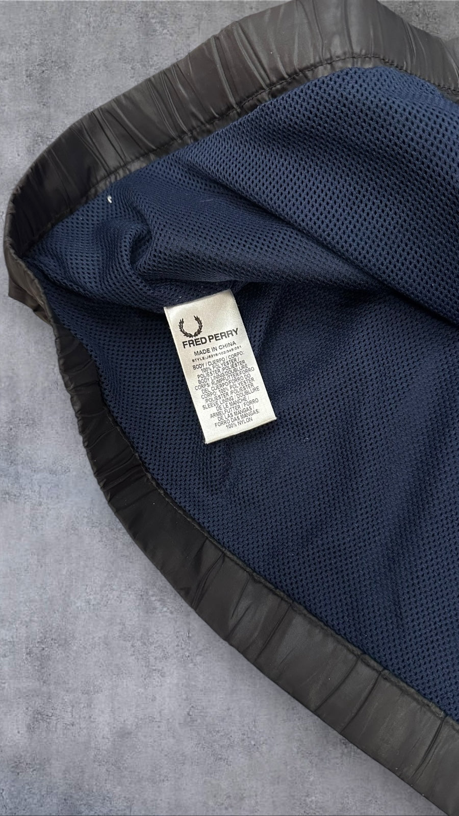 Fred Perry Bomberjacke Dünn Schwarz L