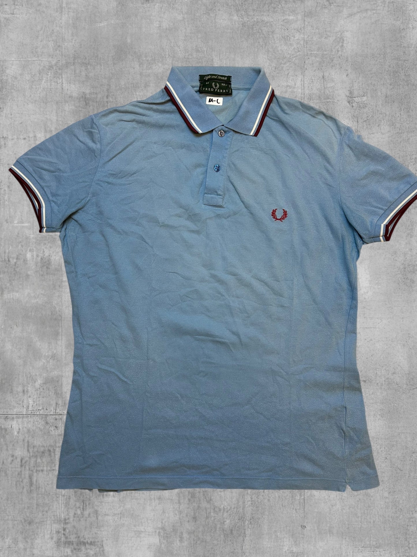 Fred Perry Polo Shirt Babyblau Weinrot M - L