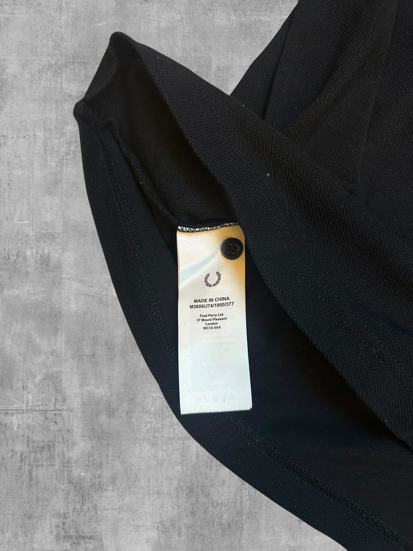 Fred Perry Polo Shirt Schwarz Gold S