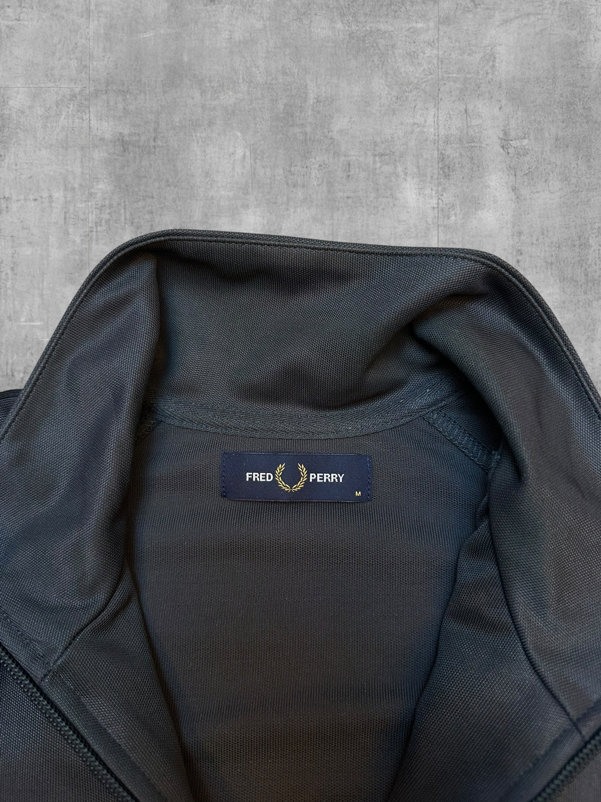 Fred Perry Trainingsjacke Taped Dunkelgrau Beige M