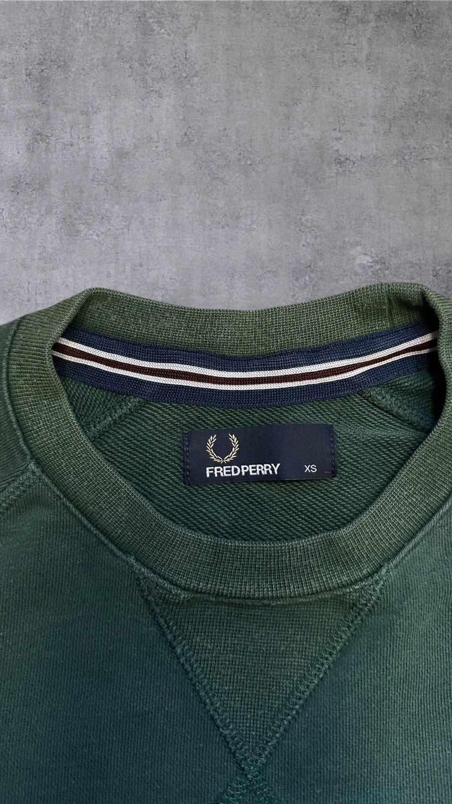 Fred Perry Sweatshirt Dunkelgrün XS